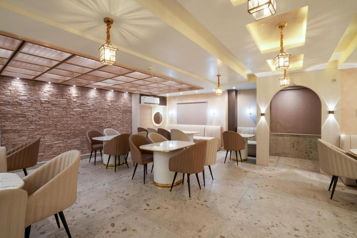 Hotel Square 36 Kota  Zewnętrze zdjęcie