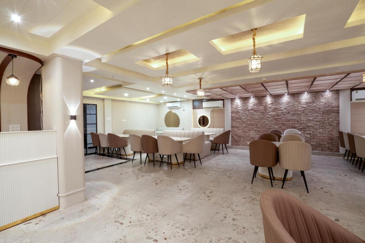 Hotel Square 36 Kota  Zewnętrze zdjęcie