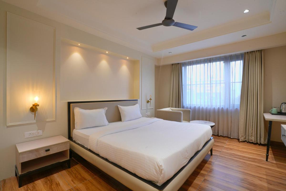 Hotel Square 36 Kota  Zewnętrze zdjęcie