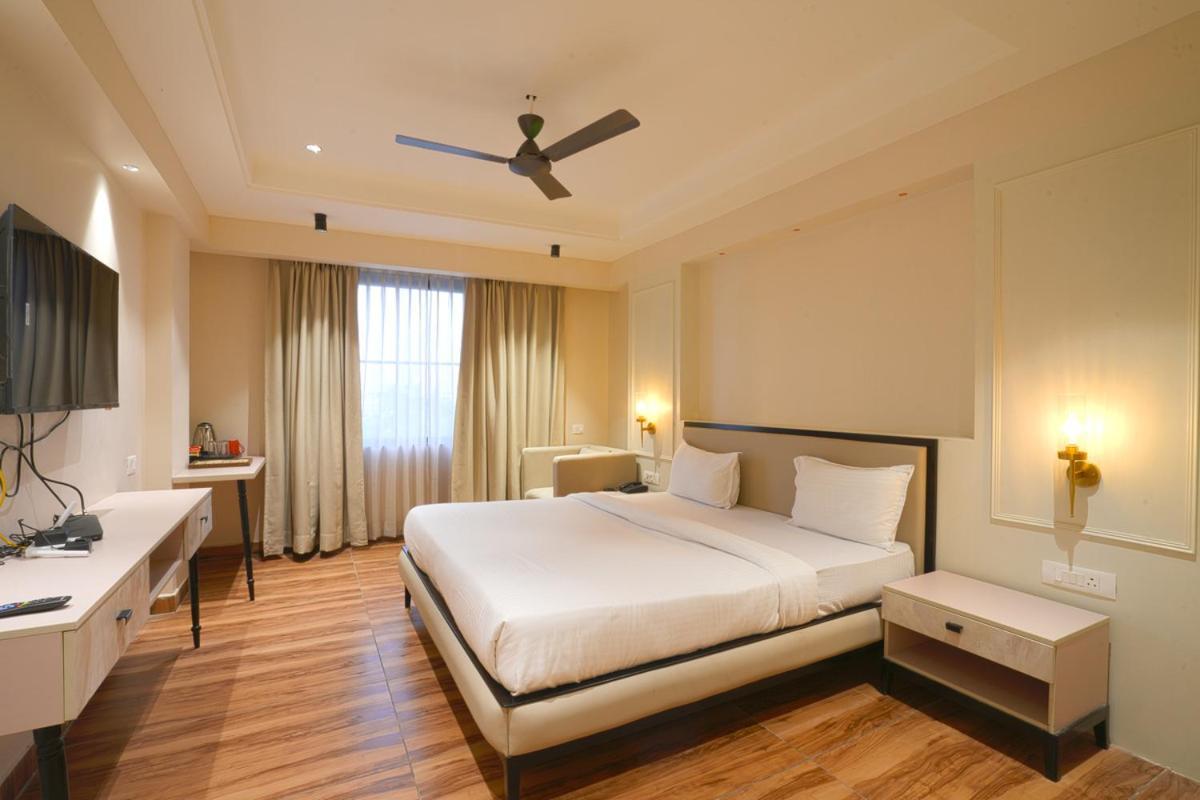 Hotel Square 36 Kota  Zewnętrze zdjęcie