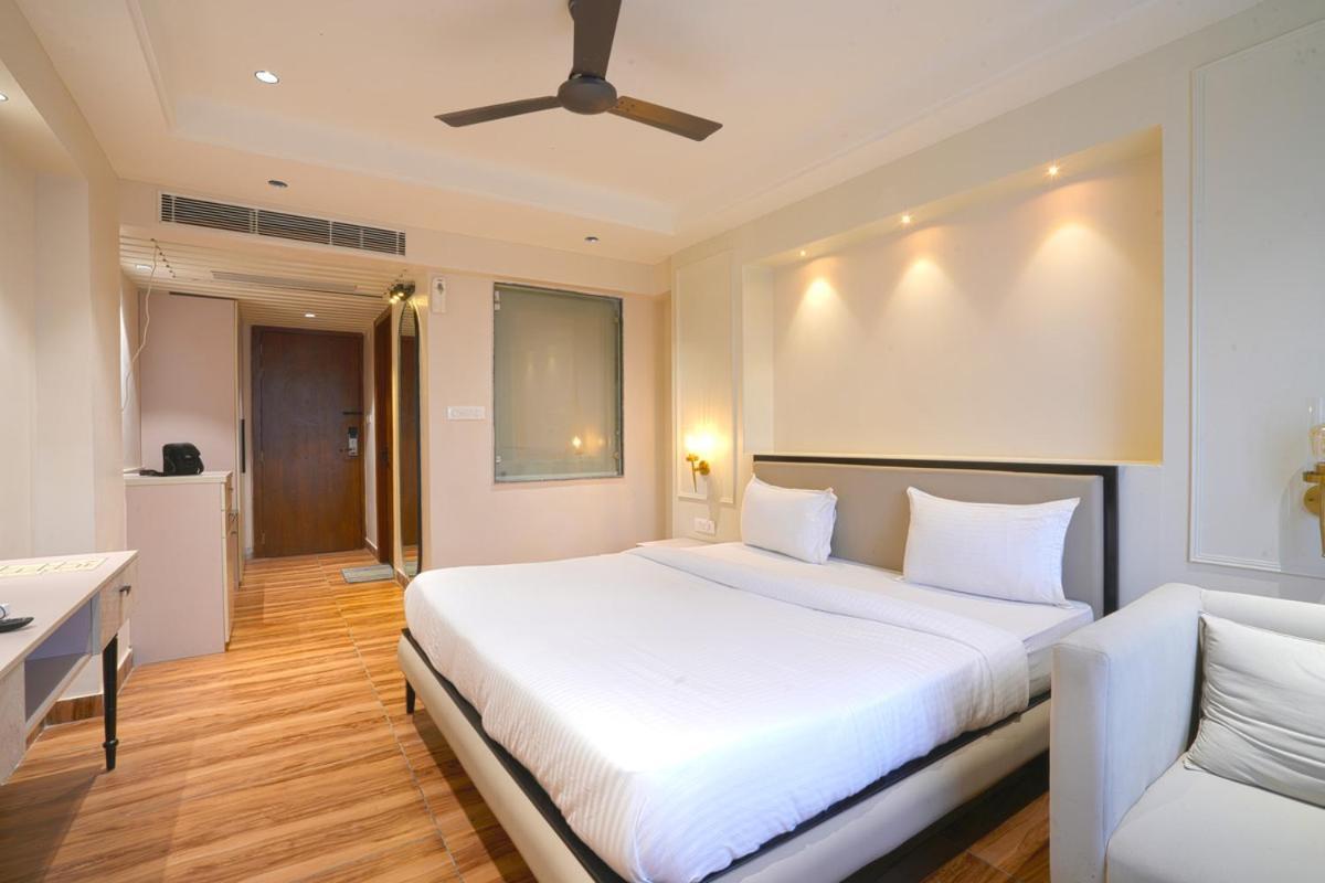 Hotel Square 36 Kota  Zewnętrze zdjęcie
