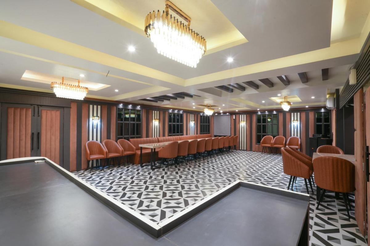 Hotel Square 36 Kota  Zewnętrze zdjęcie