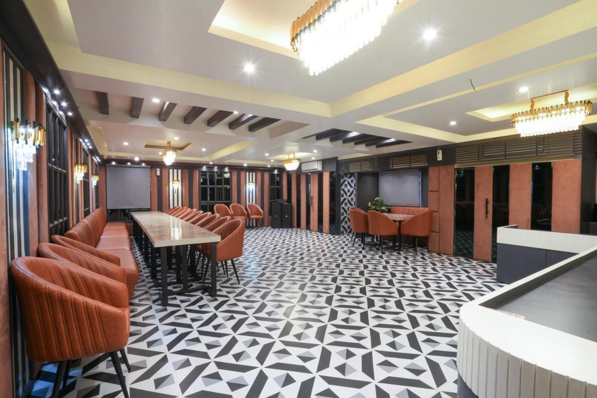 Hotel Square 36 Kota  Zewnętrze zdjęcie