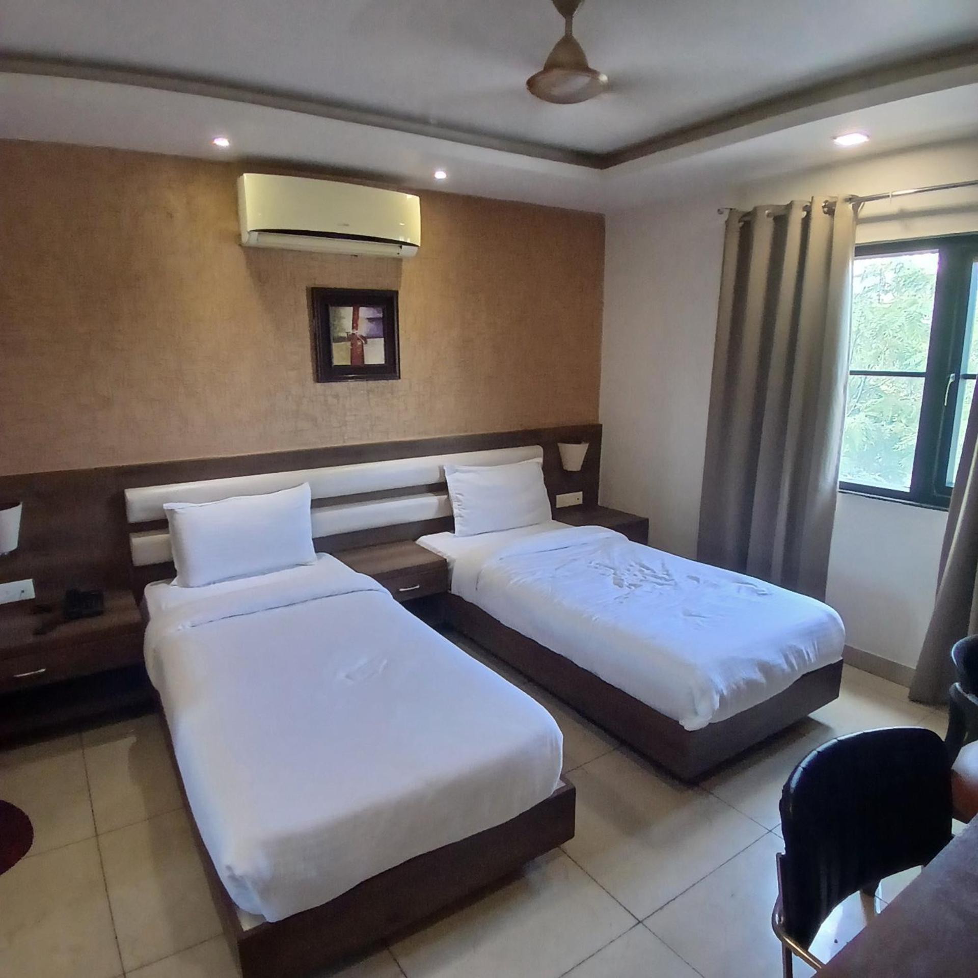 Hotel Square 36 Kota  Zewnętrze zdjęcie